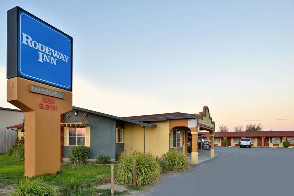 Rodeway Inn Modesto Zewnętrze zdjęcie